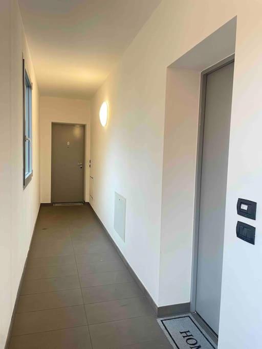 City Center - Modern Flat With Free Parking And Wifi - Apt B Bergamo Exterior photo